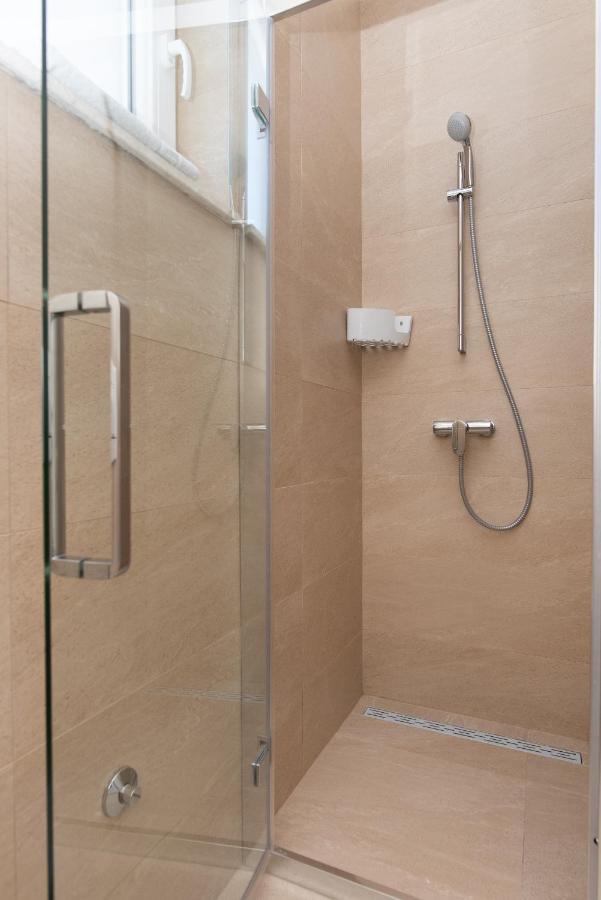 Luxury Apartment Lukas โวดีเซ ภายนอก รูปภาพ
